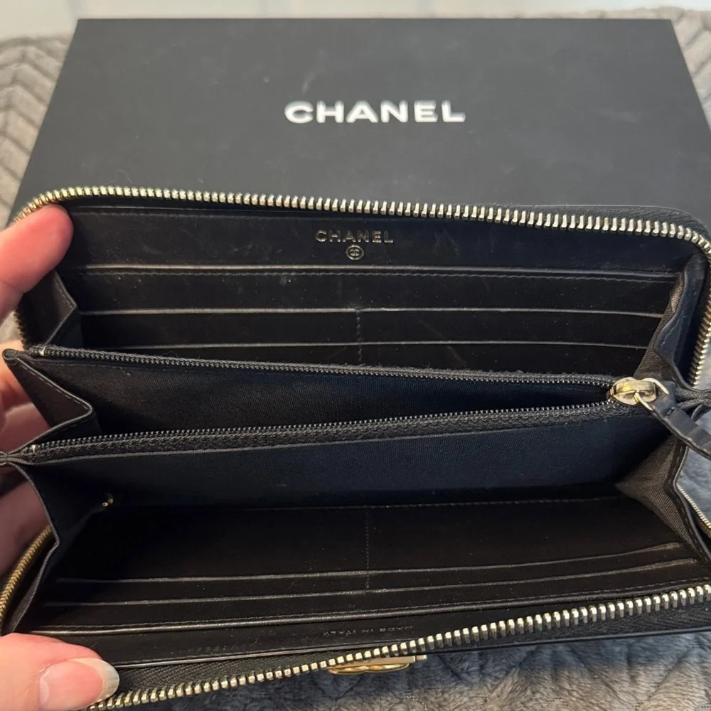CHANEL Chevron Black Leather Wallet with Gold Accent